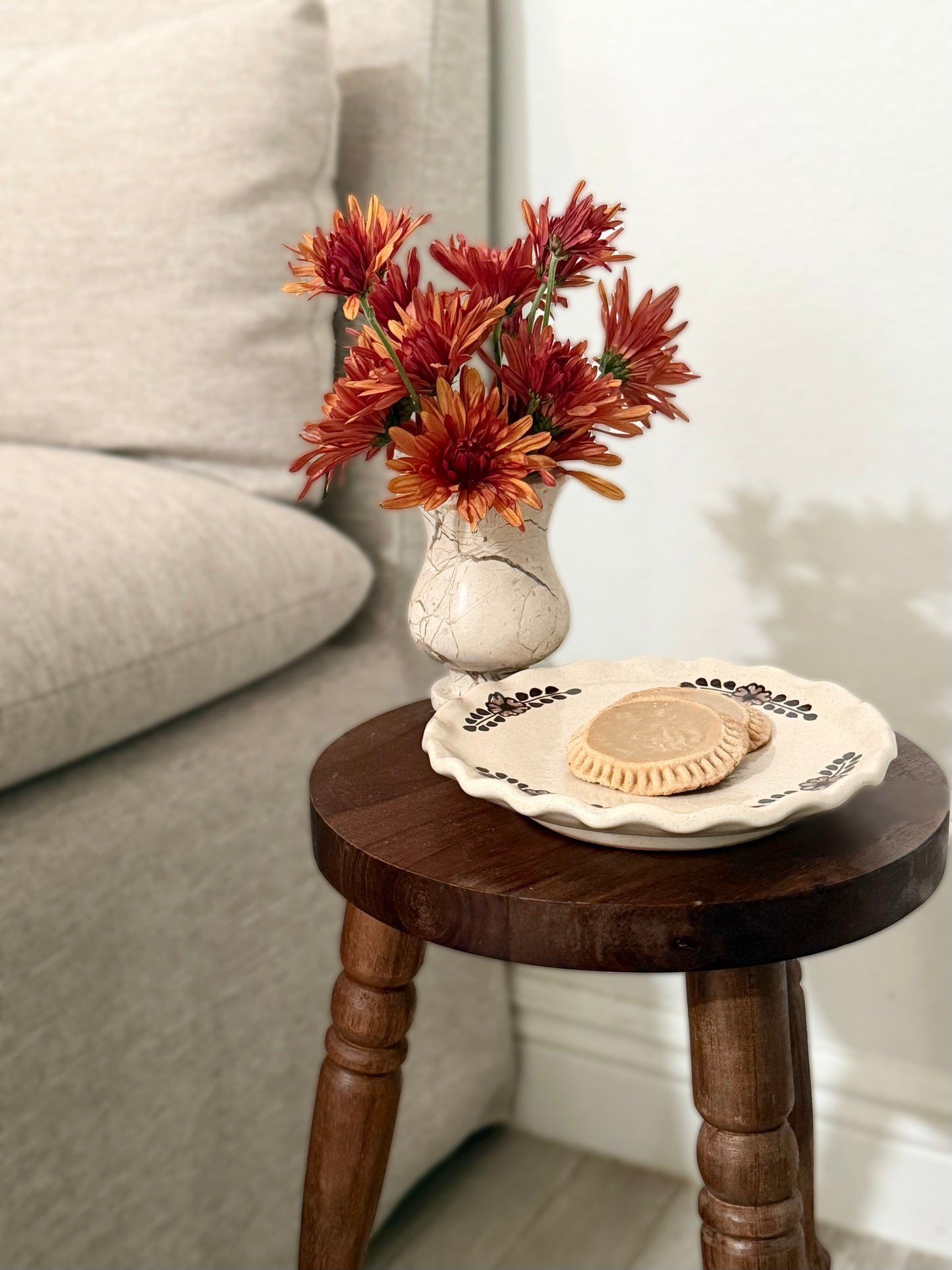 Hand-painted Margot Dessert Plate